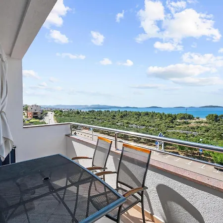 1 Bedroom Stunning In Podsolarsko