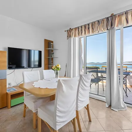 1 Bedroom Stunning In Podsolarsko *