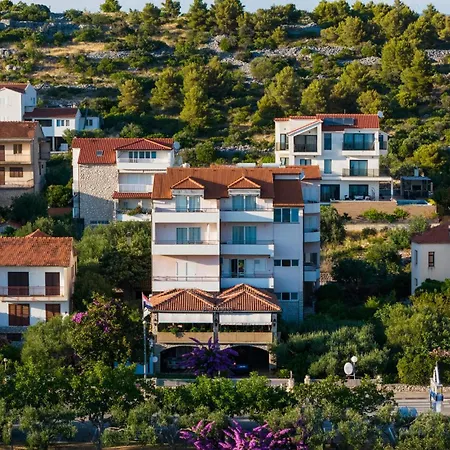 Apartamento Amazing In Podsolarsko