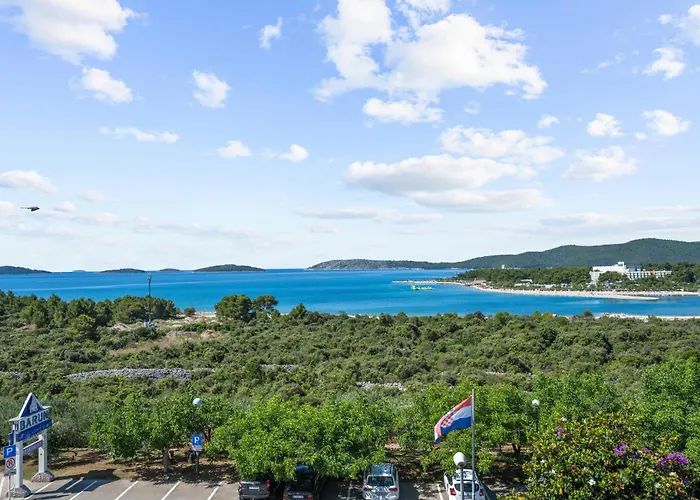 Amazing In Podsolarsko